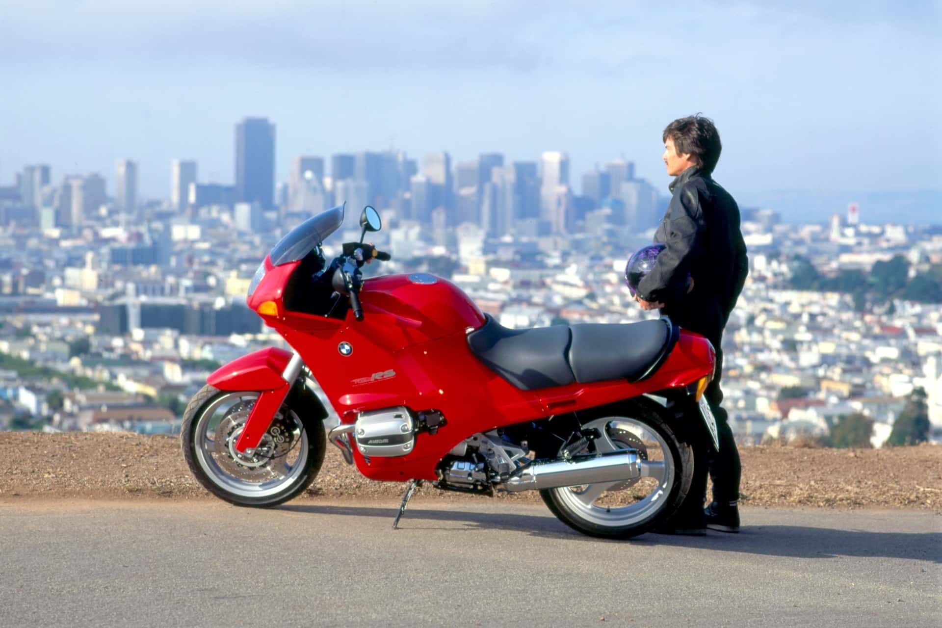 “BMW RS”缩写已经 50 岁了