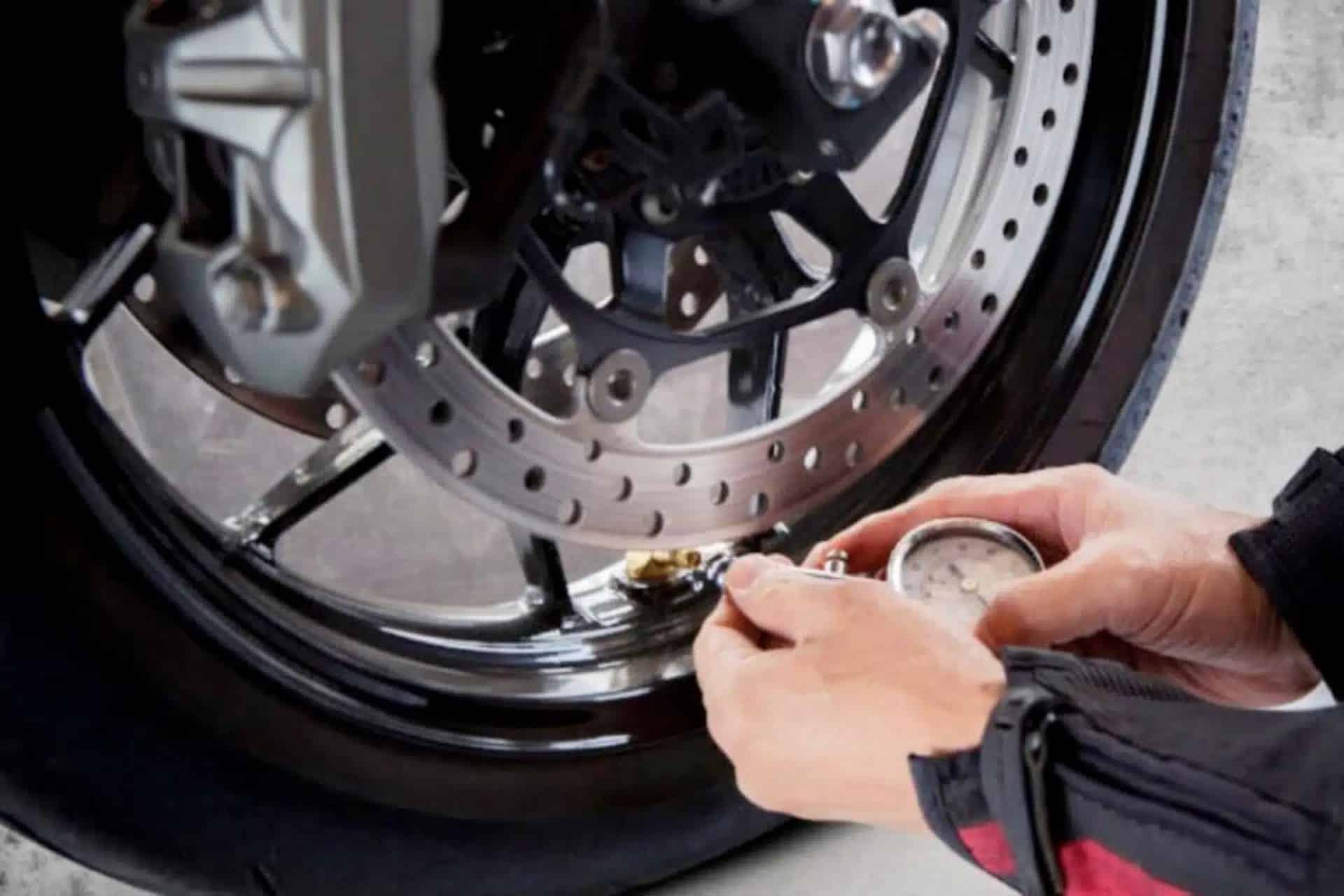 Afane 明确表示：“几乎一半的骑车人不会检查轮胎”