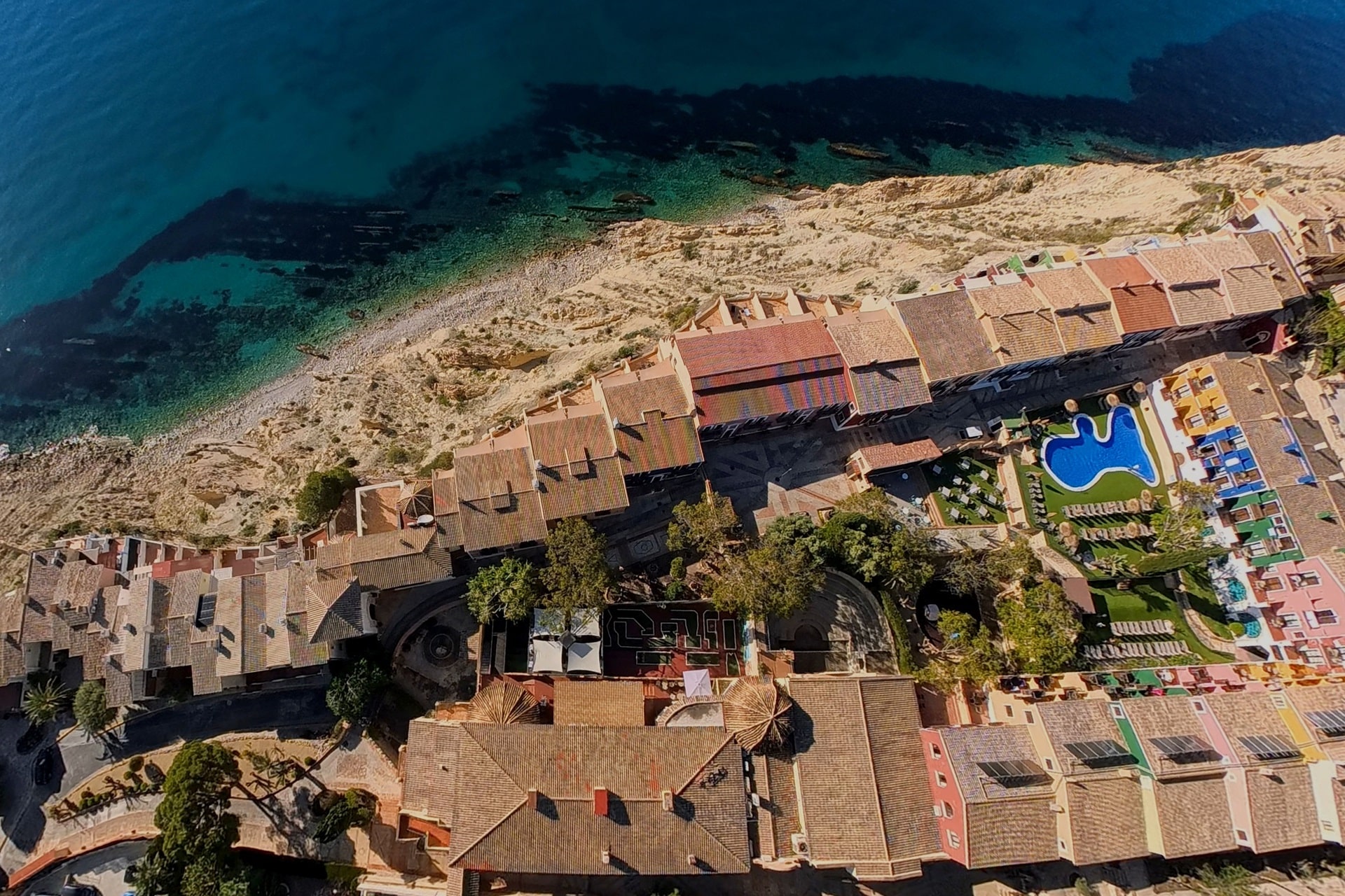 IBEX26：在 Indian Motorcycle 的支持下，沿着西班牙科斯塔布兰卡的高级旅行