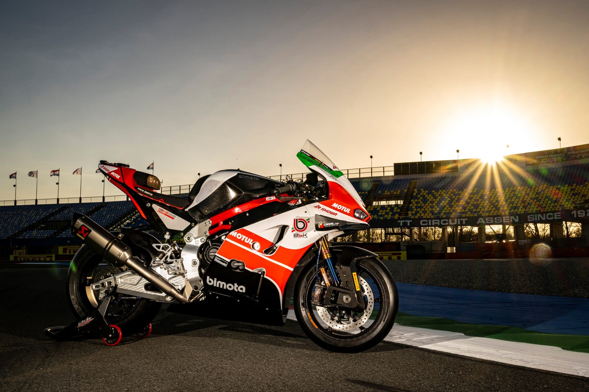 Provec Racing 的 Bimota KB998 Rimini Elite