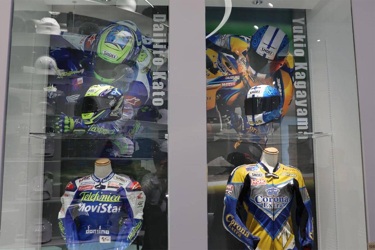 加藤和加贺山这两位日本摩托车和松荣的人物也有其突出的空间