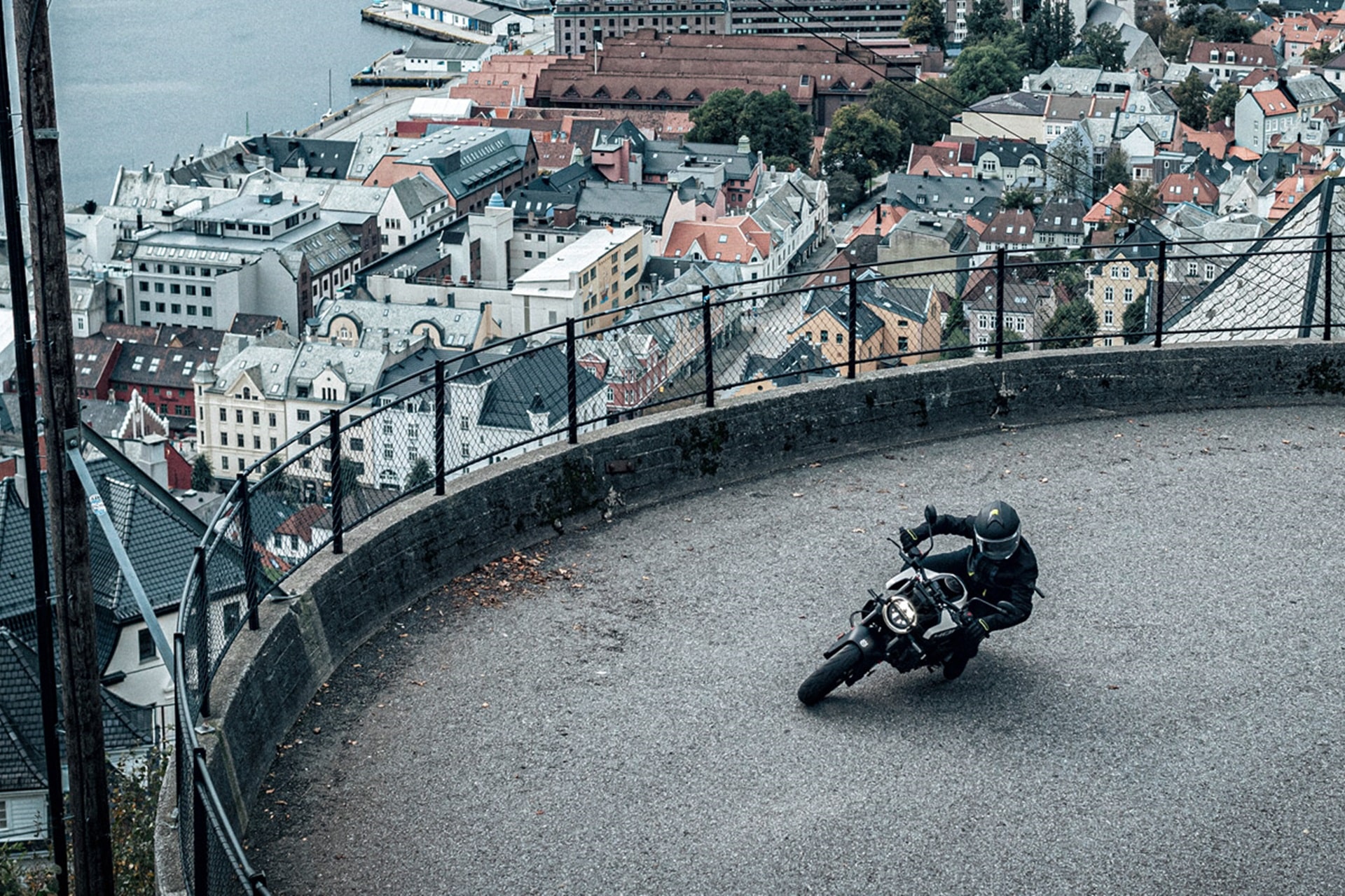 Svartpilen 和 Vitpilen 系列：今年春天推出动力、设计和风格