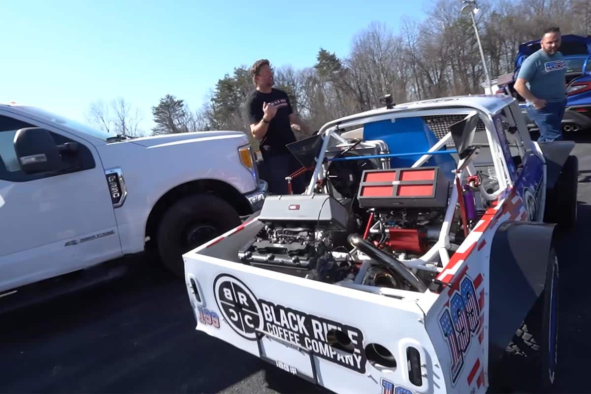 两台 Hayabusa 发动机和约 380 马力的纯粹乐趣