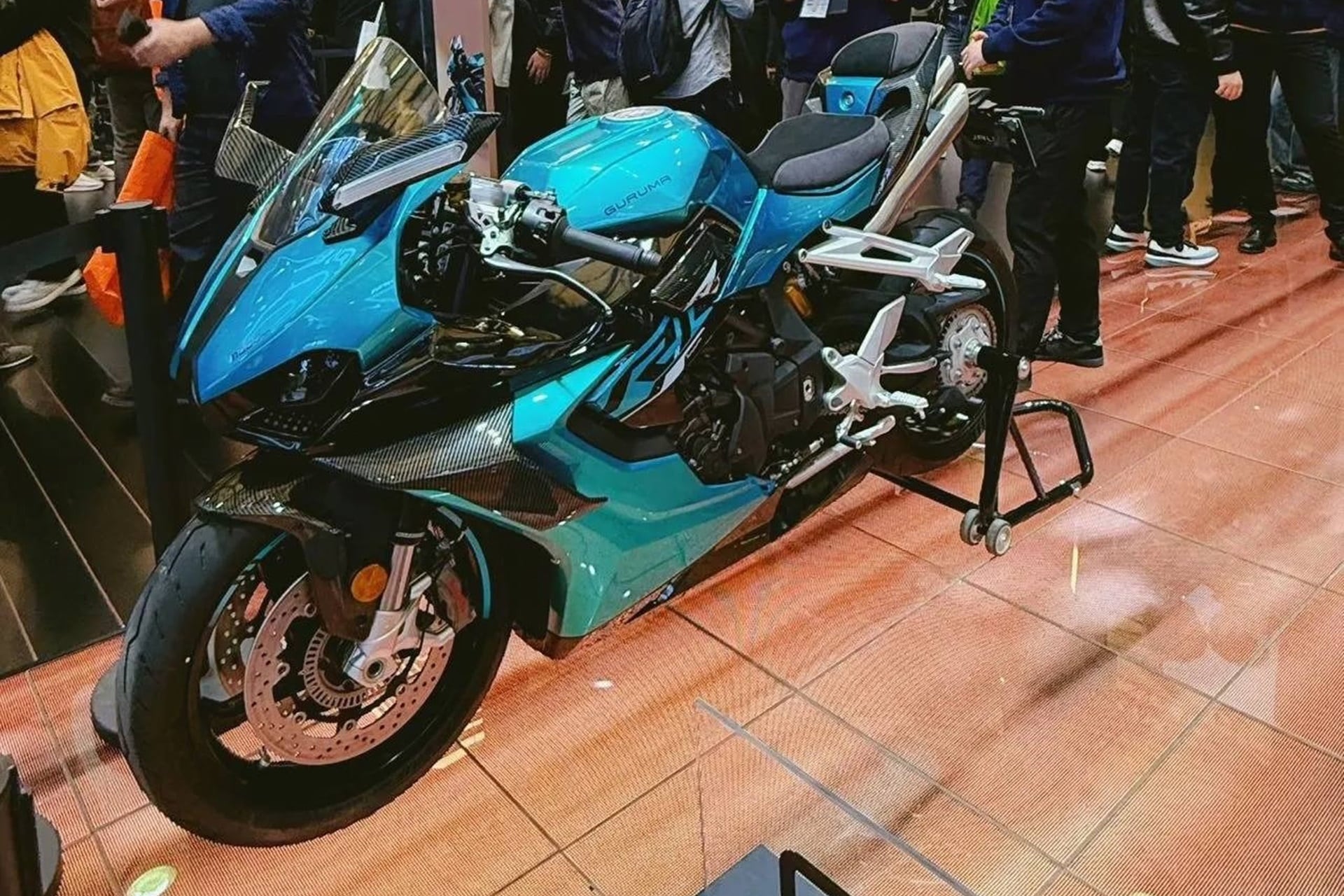 Guruma 1000RR：AI指挥的中国跑车，适应你的驾驶风格