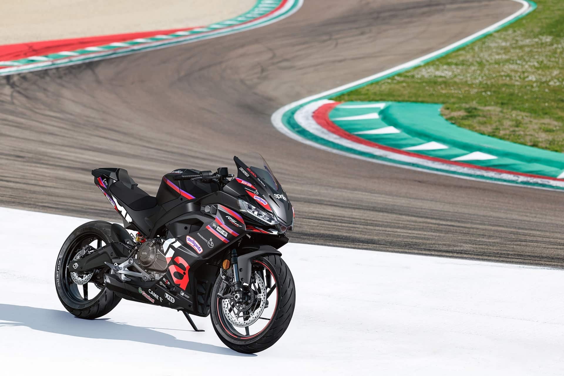 “敞开大门”Piaggio Group 2026：了解 Aprilia、Moto Guzzi、Vespa 和 Piaggio 车型的最简单方法