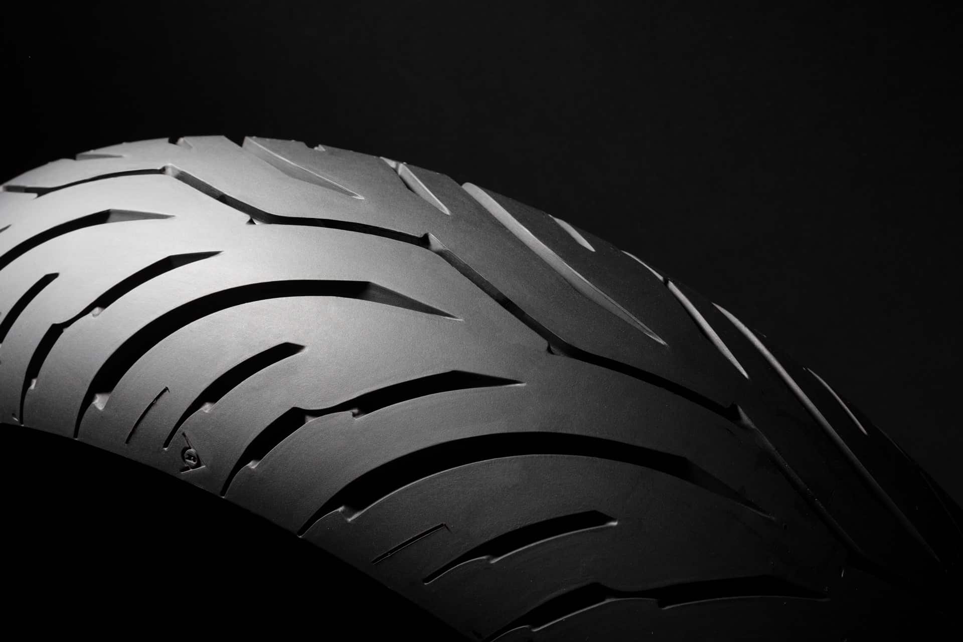 全新 Dunlop ScootSmart 2：更强的抓地力、机动性和耐用性