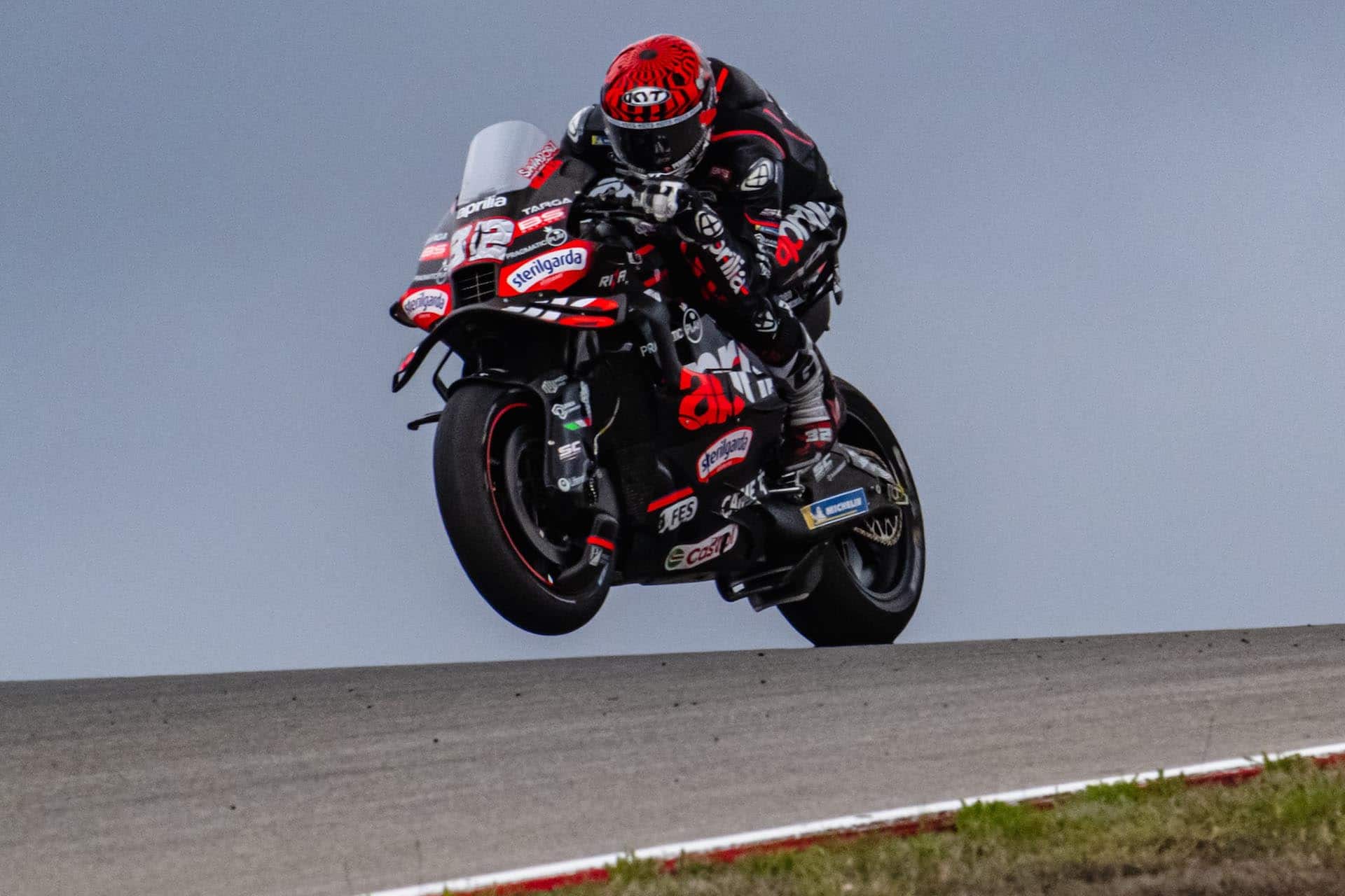 Aprilia 相对于竞争对手处于有利地位