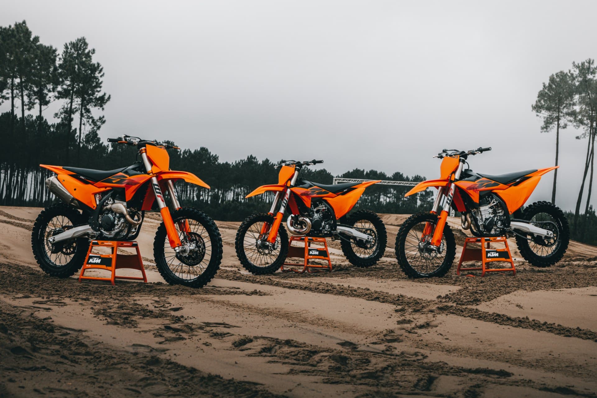 2027 KTM SX 越野摩托车