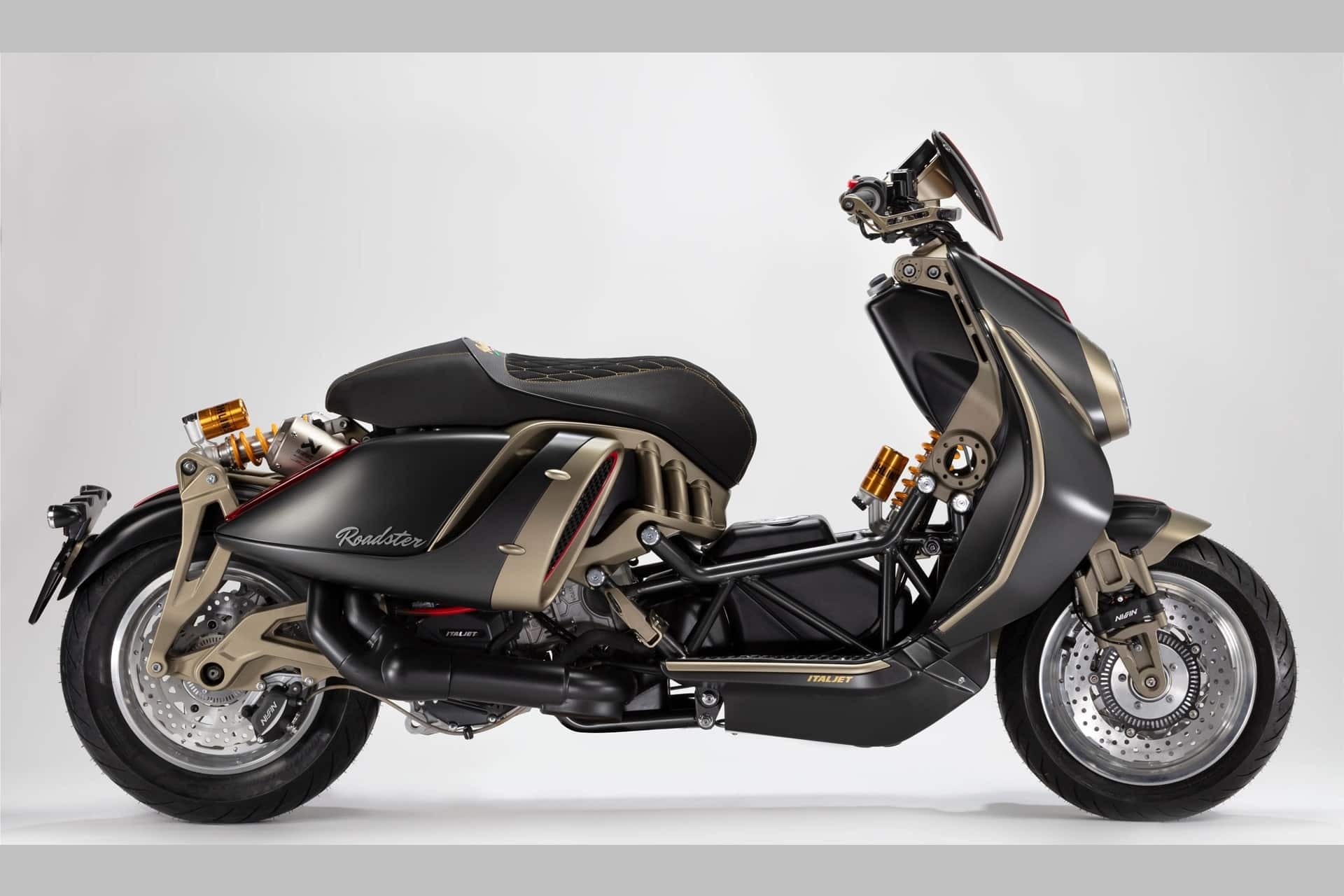 Italjet Roadster 400“创始人版”：这与数字无关……是吗？