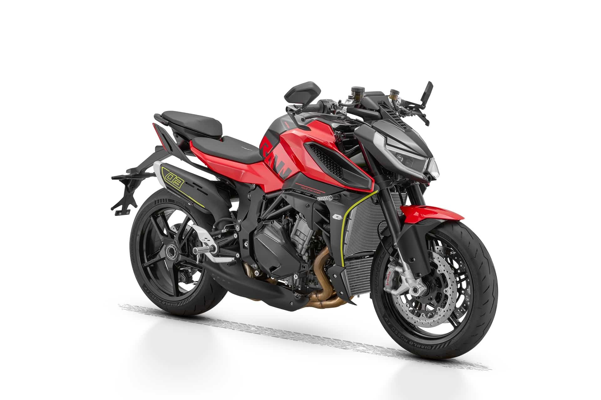 三款摩托车、4 缸、95 至 129 马力：QJ Motor 凭借 SRK 系列提升水平