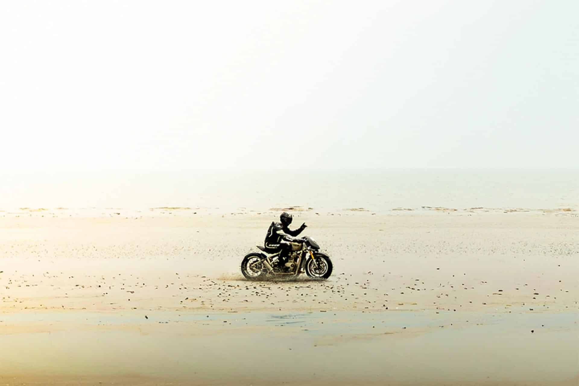 桑顿百凯旋浮标