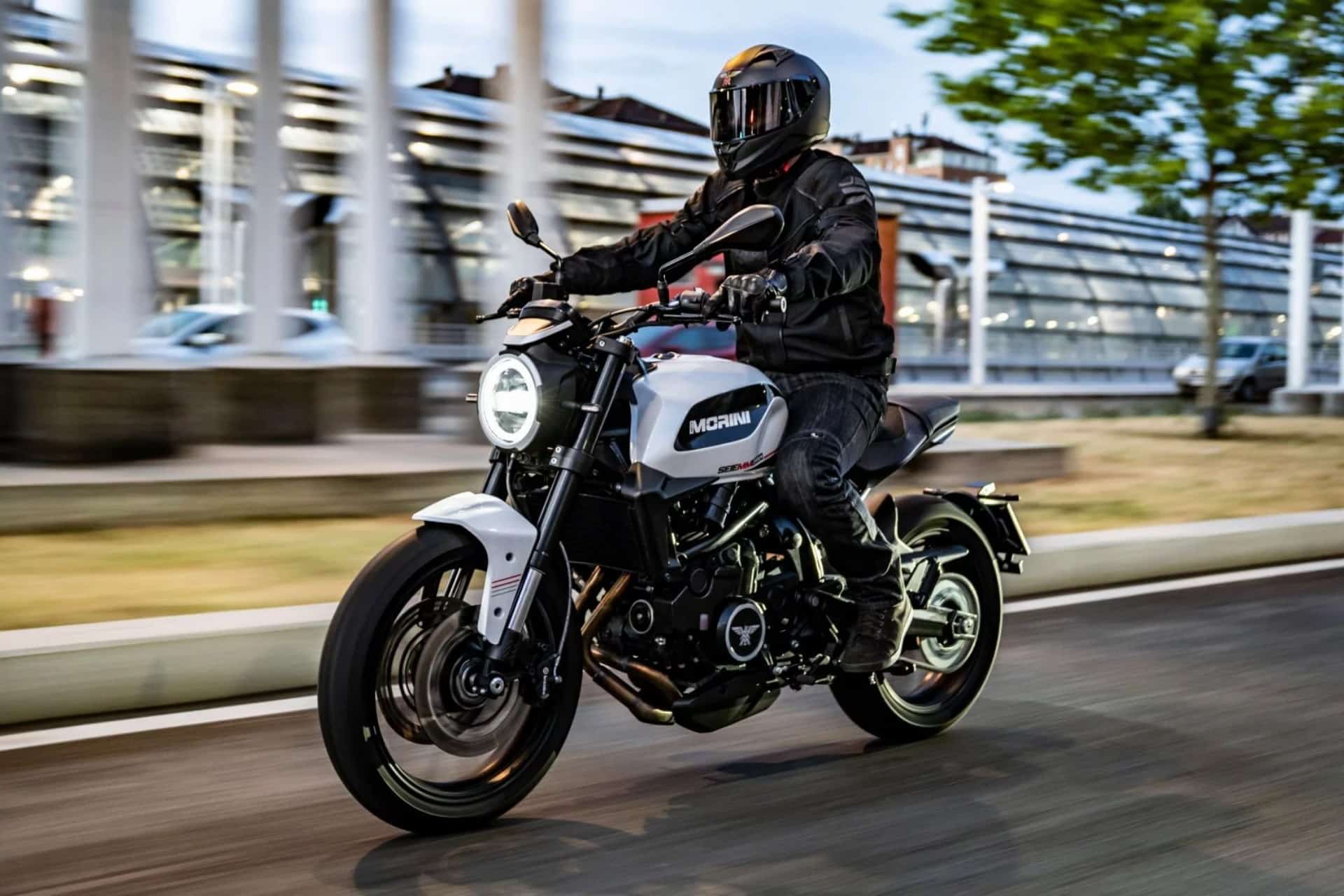 Moto Morini 在美国采用人工智能技术