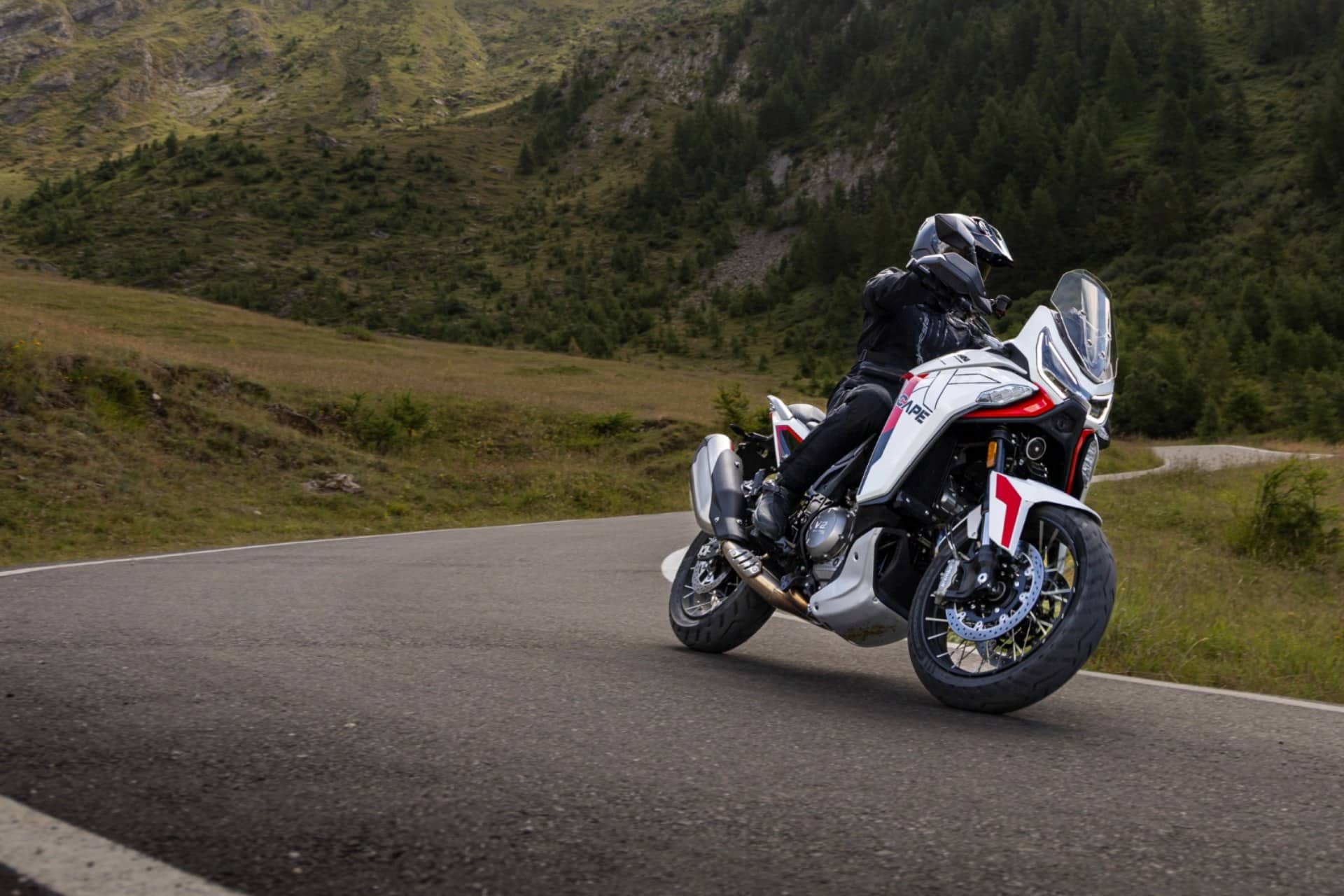 Moto Morini 在美国采用人工智能技术