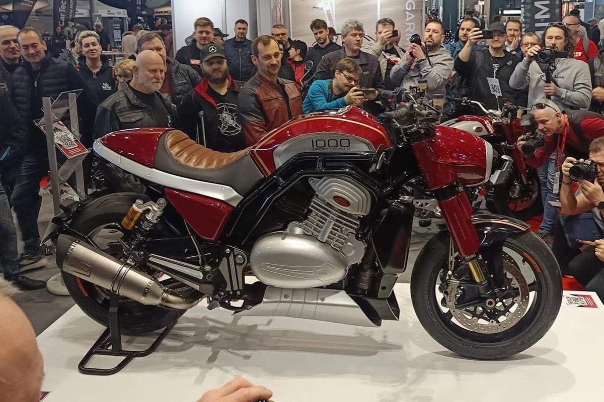 Jawa 推出其独特的 1000 Sport Cruiser：一款具有新古典主义风格的“巴洛克”咖啡馆赛车
