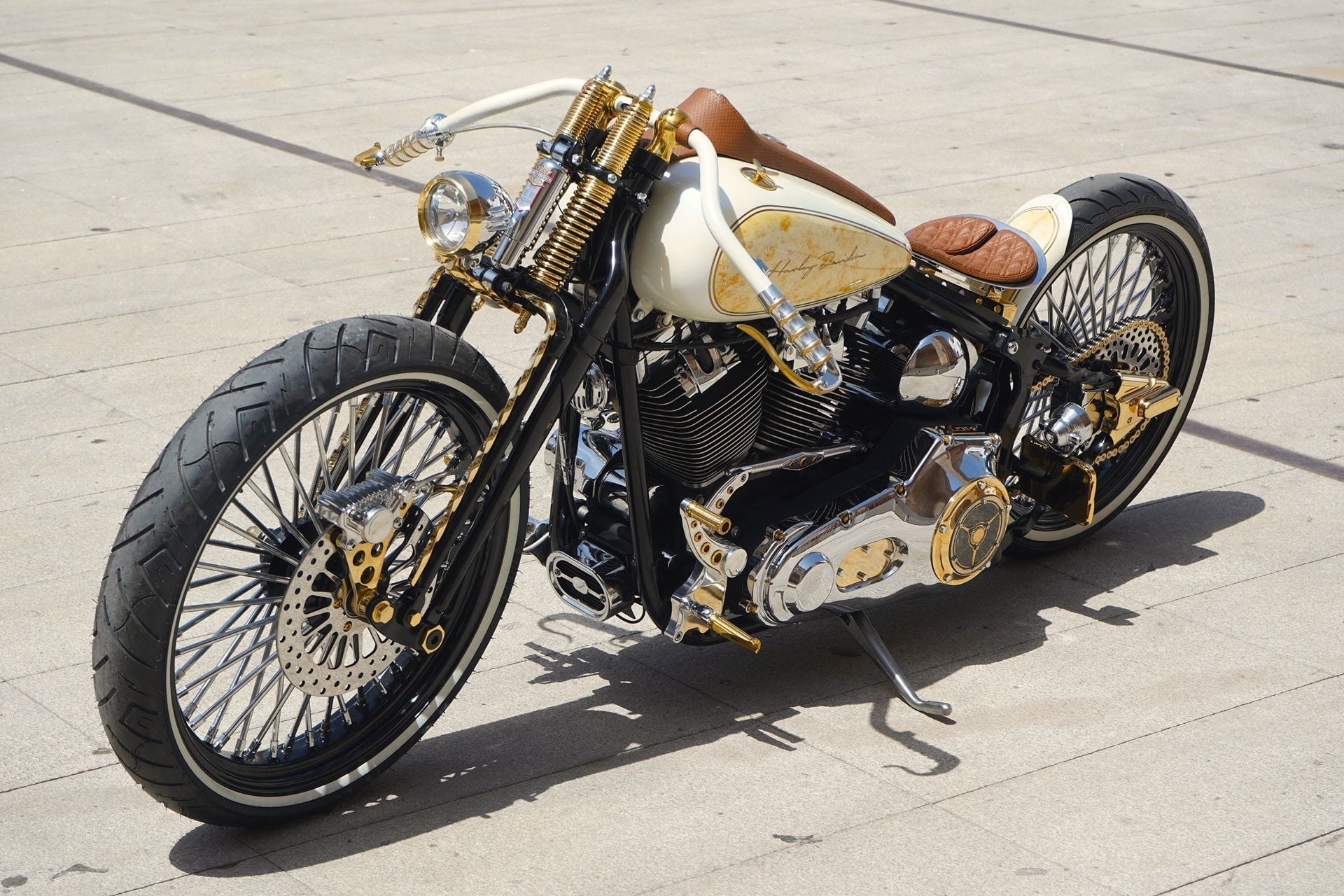Lord Drake Kustoms Babylon:2026 年欧洲 HOG 拉力赛定制自行车展的伟大赢家改装成独家限量版
