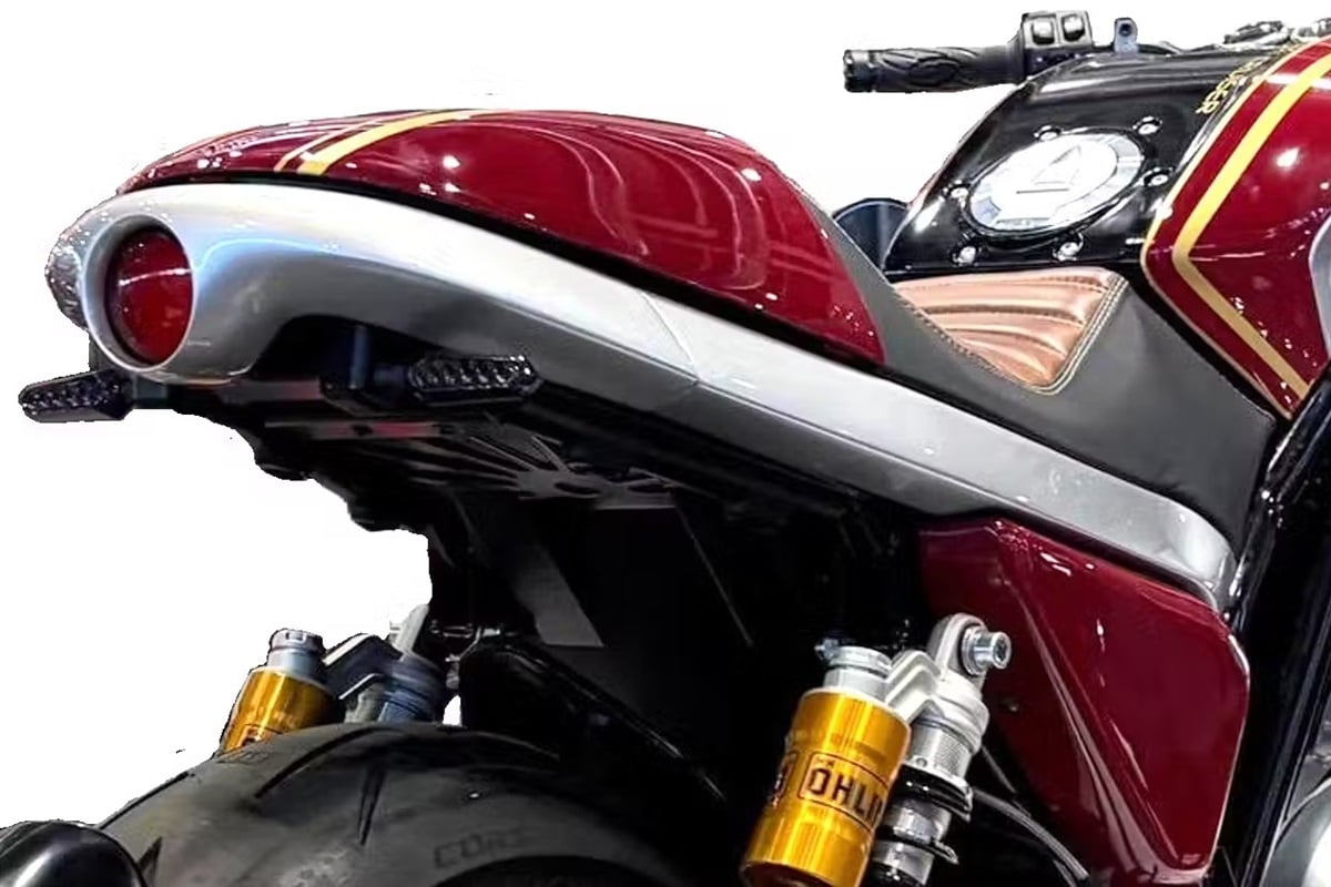 Jawa 推出其独特的 1000 Sport Cruiser：一款具有新古典主义风格的“巴洛克”咖啡馆赛车