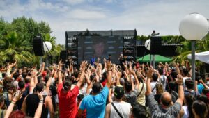 MotorLand Aragón 在热身派对期间将 2,000 多名 MotoGP 车迷聚集在萨拉戈萨