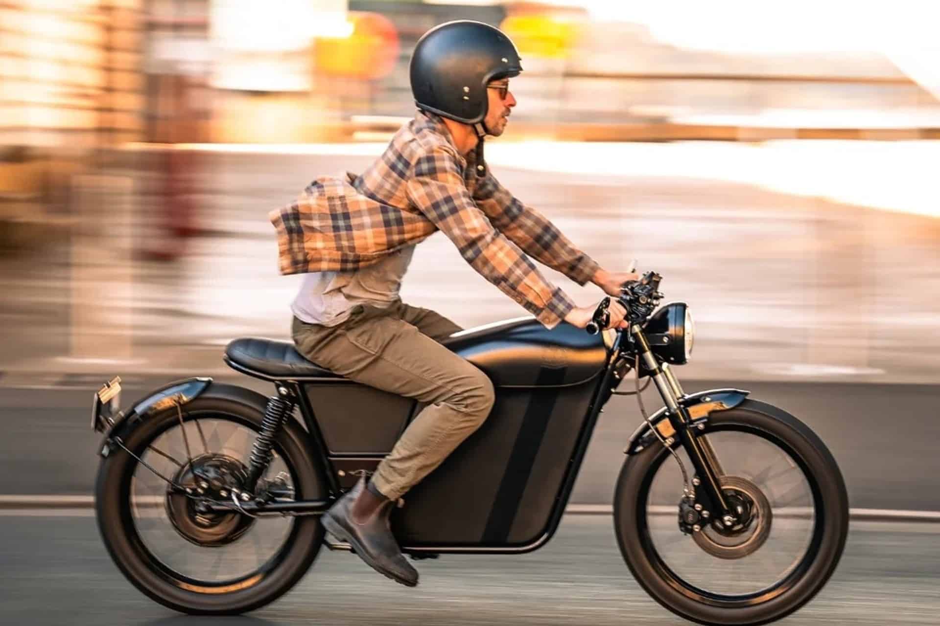 FTN Motion regresa con su nueva Streetdog XR, la enchufable de estilo “retro minimalista”