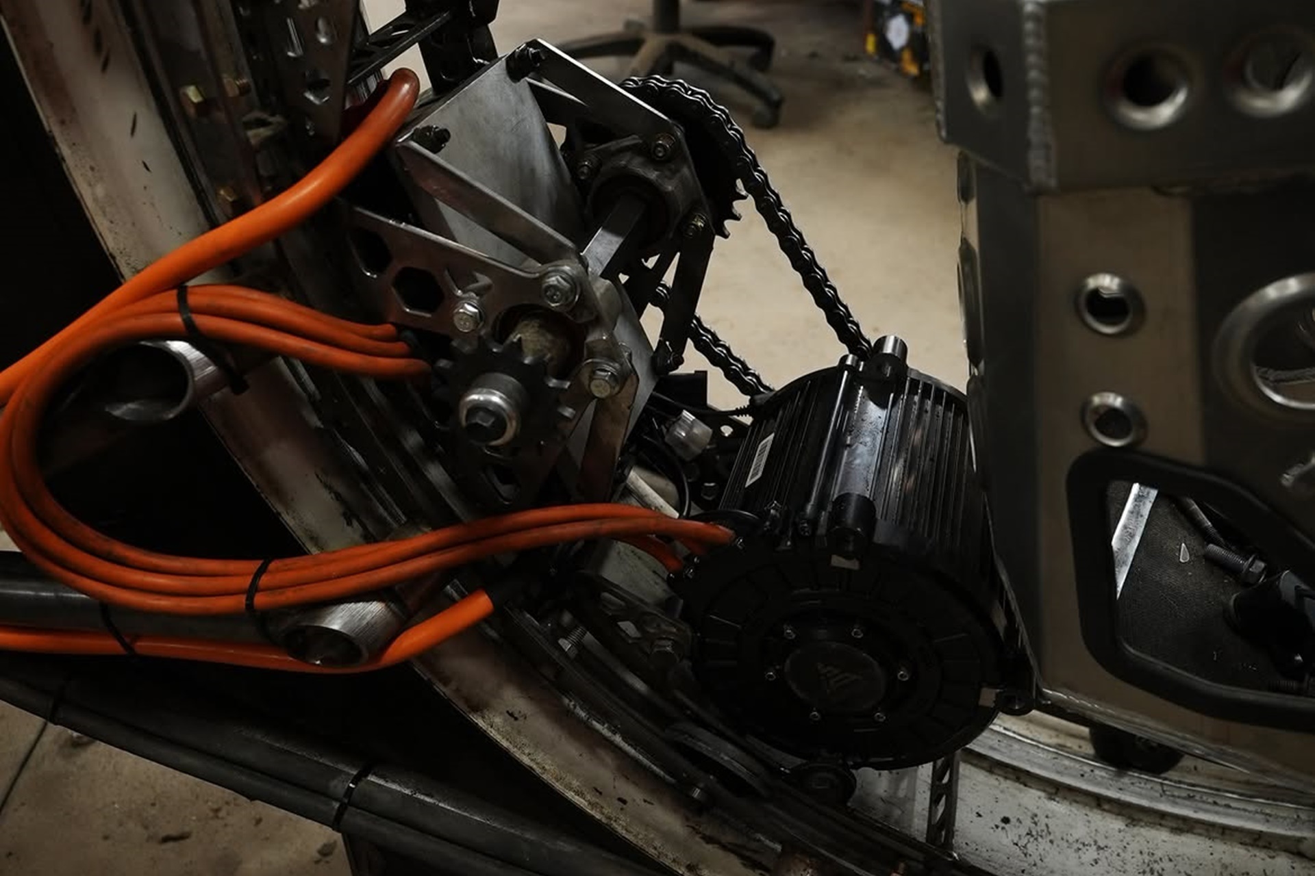 Grind Hard Plumbing 携 Monster Trike 3.0 版本回归