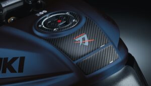 铃木将最独特的 Katana 带到西班牙：仅 10 台，Akrapovic 排气装置和 152 马力