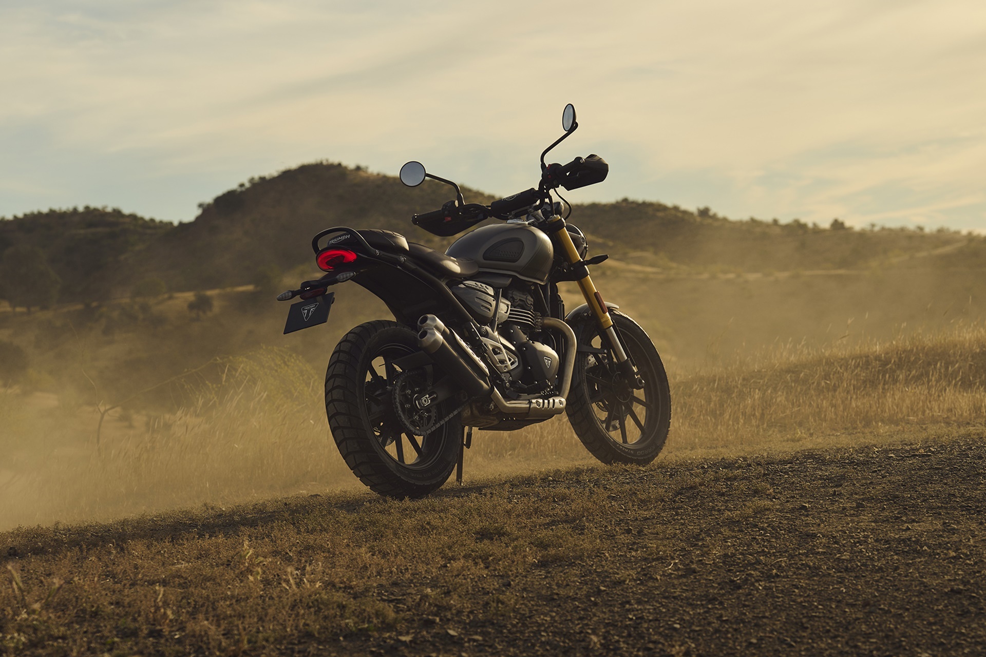 Triumph 2027 颜色系列:六款车型首次亮相新饰面和图形