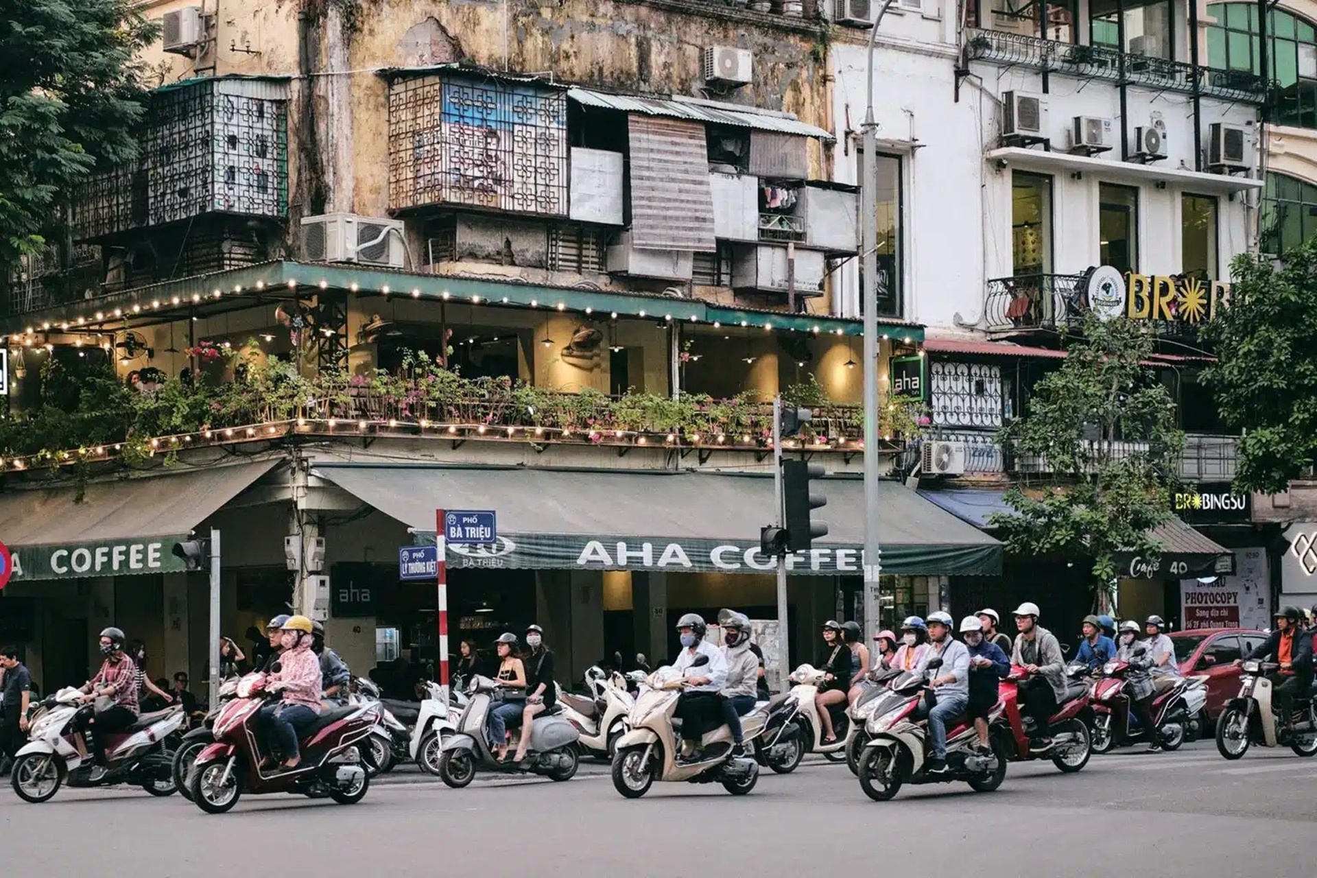 ZBE抵达越南和印度,并随之“消灭”汽油摩托车