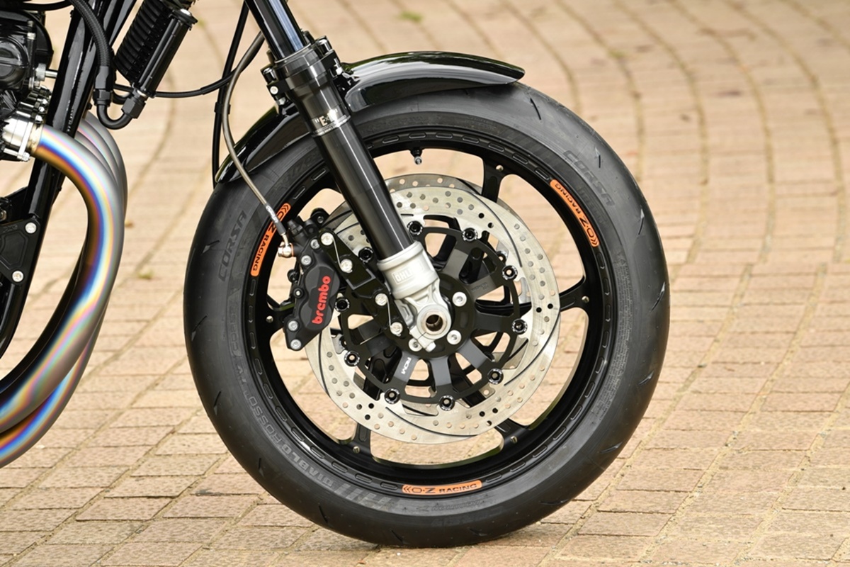 RCM-667 KZ900：当 AC Sanctuary 的 Restomod 在旧川崎上发挥魔力时