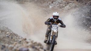 有很多疯狂的想法，驾驶电动摩托车进入 Erzbergrodeo 就是其中之一……或者是吗？