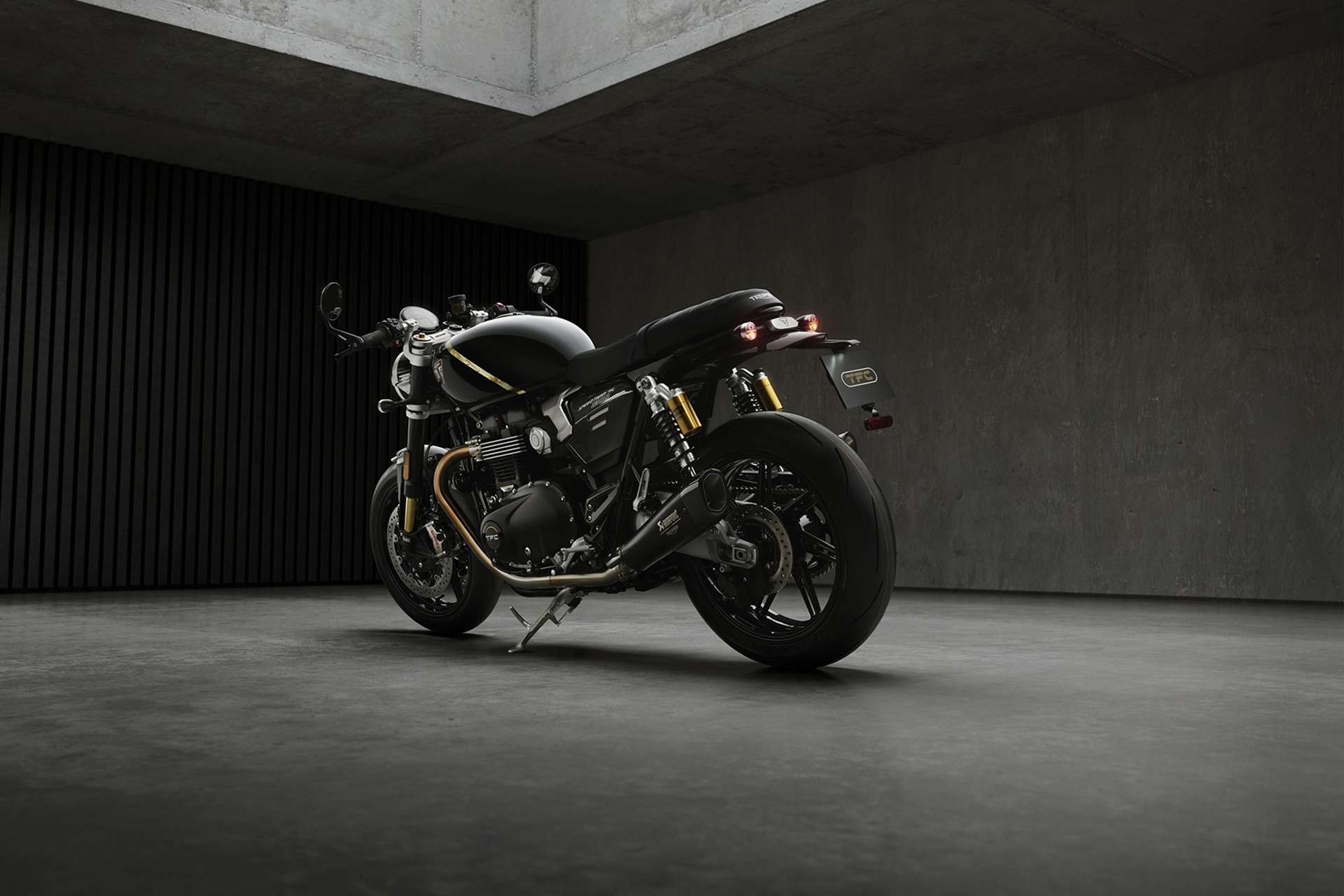 新款 Speed Twin 1200 TFC：Triumph 提升了该车型的运动特性和独特性