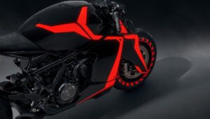 DA#22 Ultron：一辆 205 马力的“超级摩托车”和用电发光的油漆