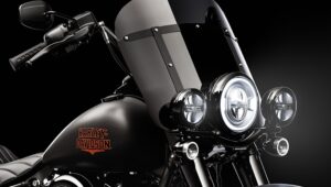 哈雷戴维森通过全新 Deadwood 重振 Sturgis 的叛逆精神