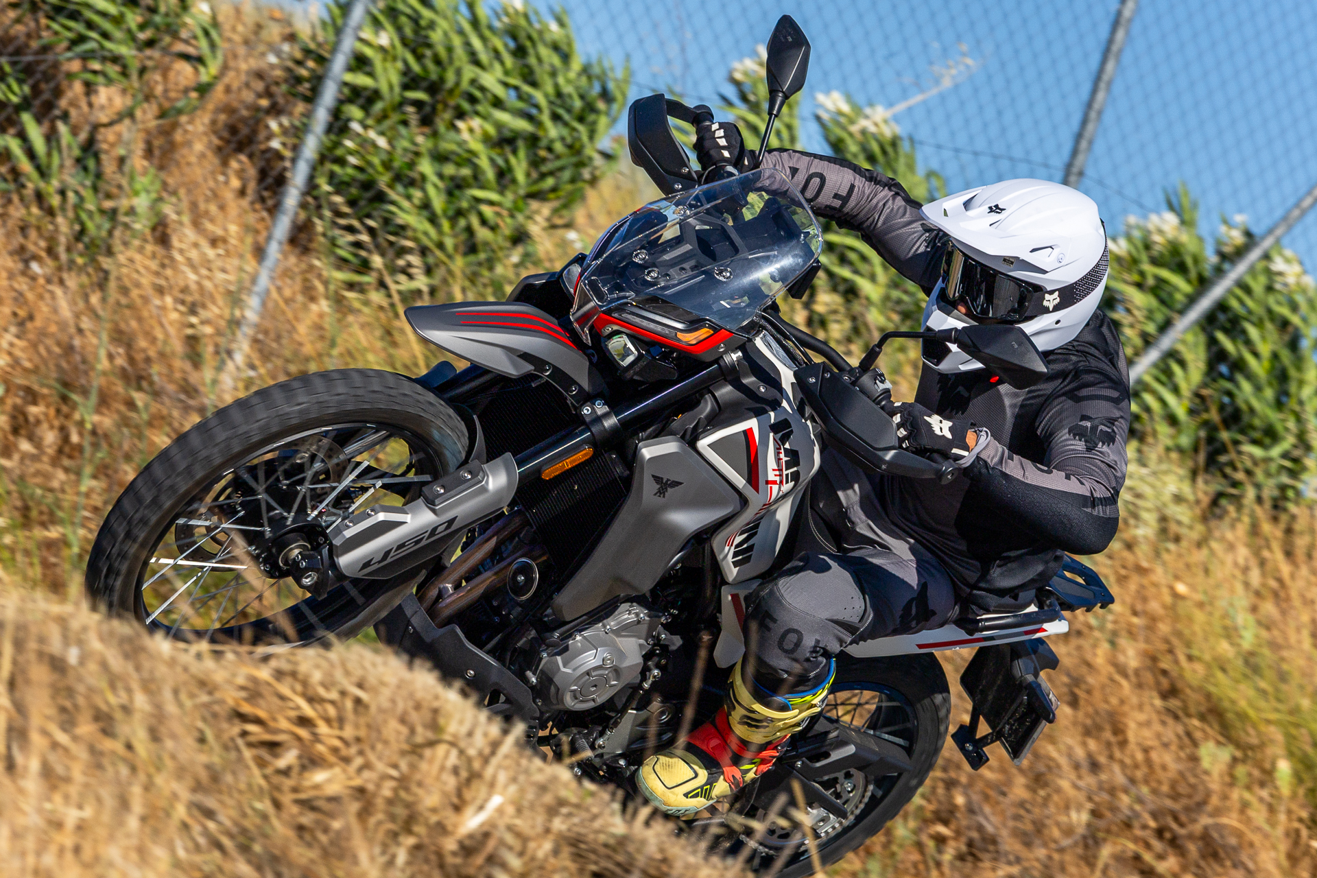 Prueba Moto Morini Alltrhike 450