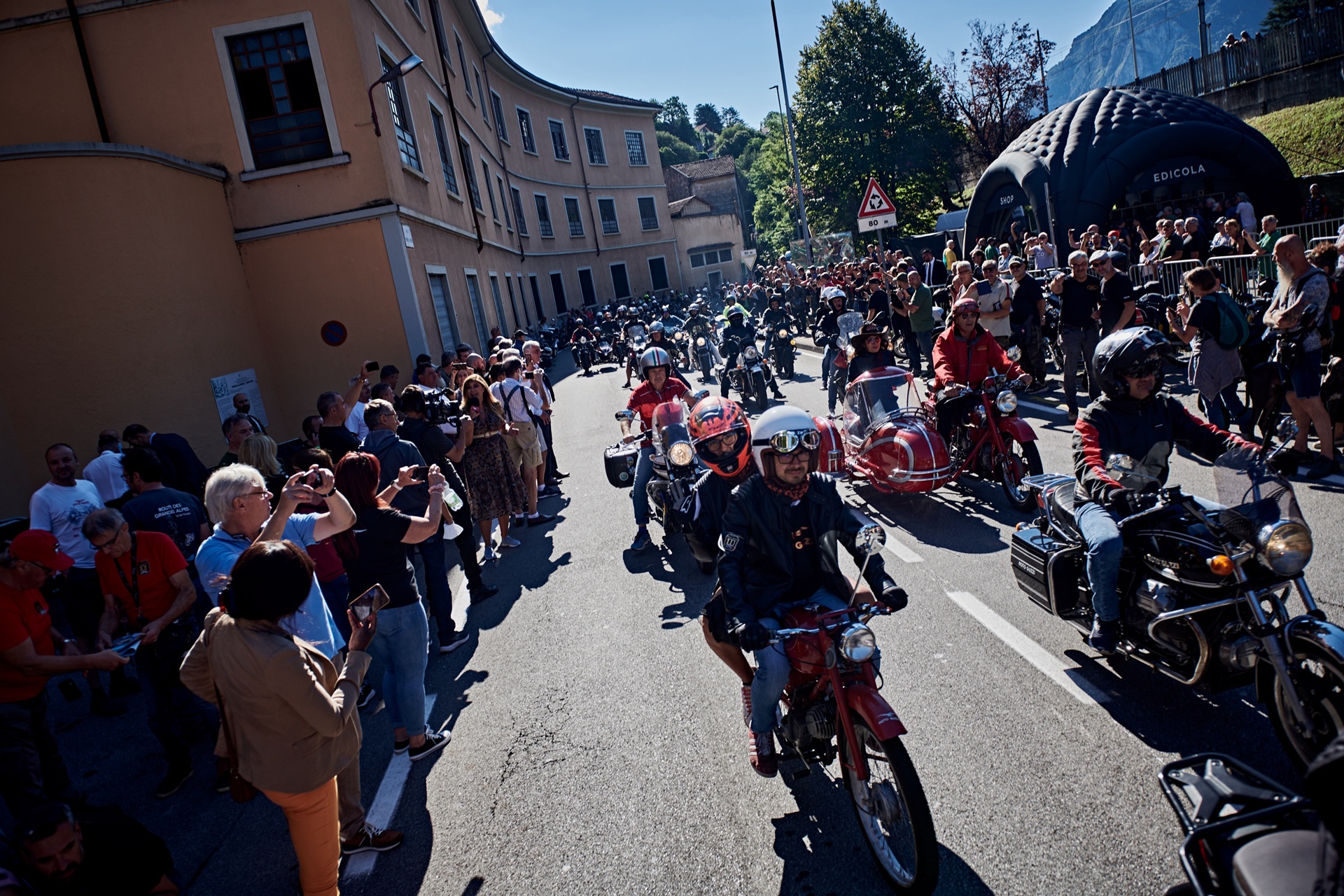 Moto Guzzi 开启新时代：工厂和博物馆首次亮相 GMG 2026