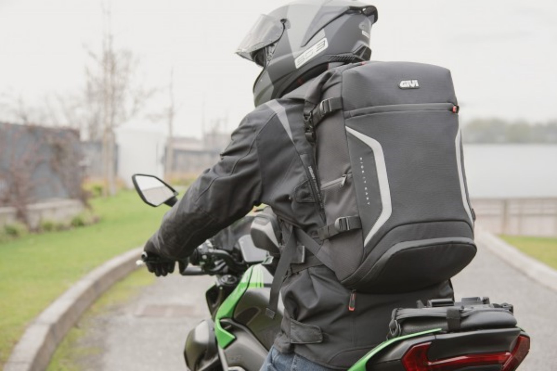 GIVI EASY-T 摩托车包