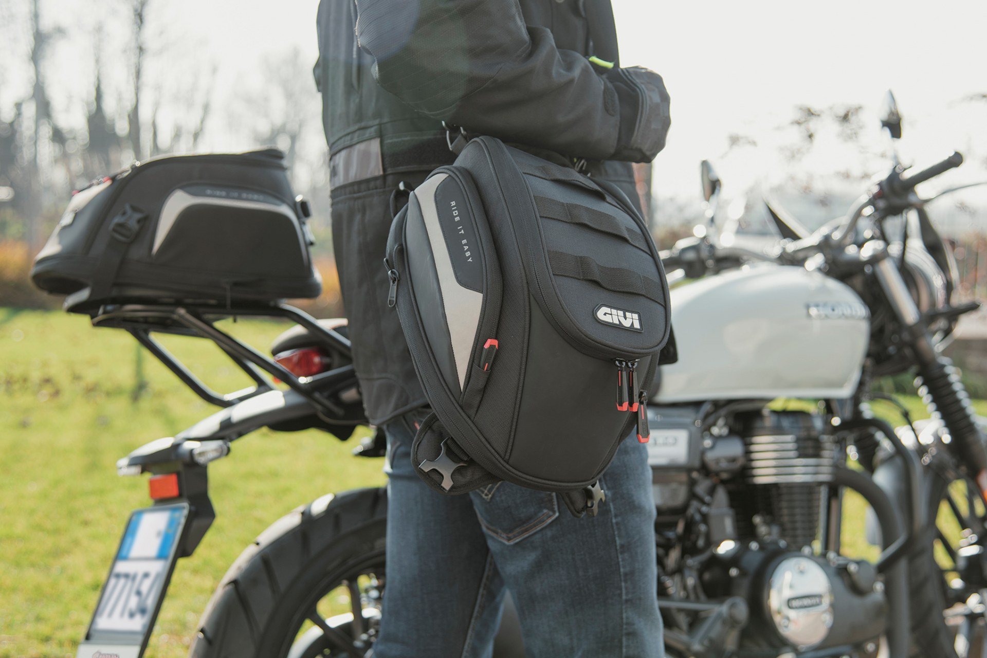 GIVI EASY-T 摩托车包