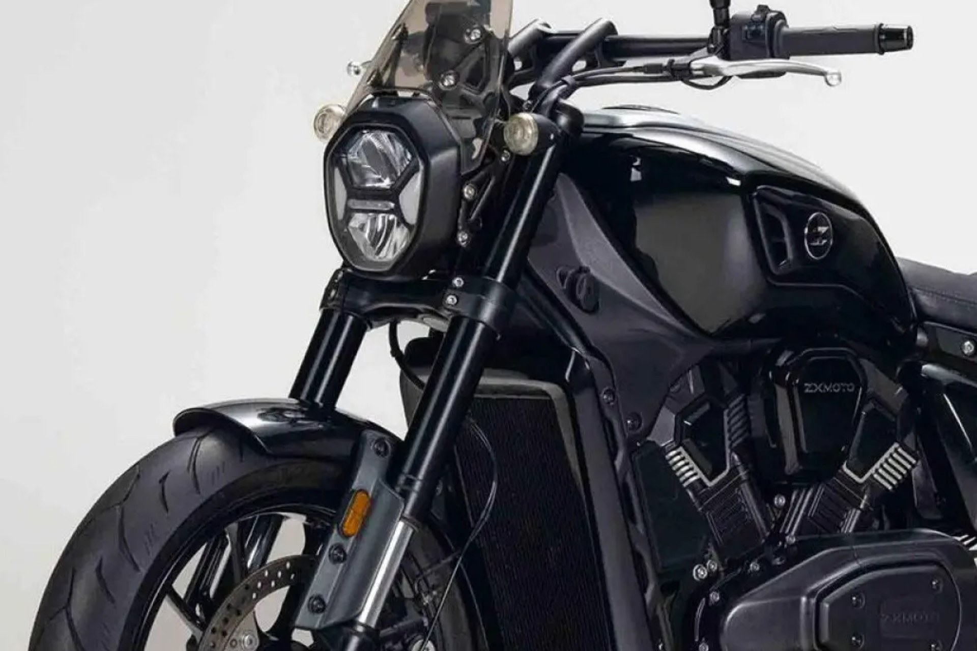 ZXMoto 600V 在上市之前就带来了很多惊喜