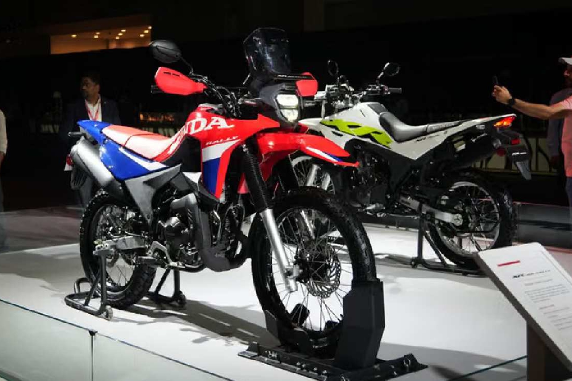 XR300L和XR300 Rally：这是本田的新赛道