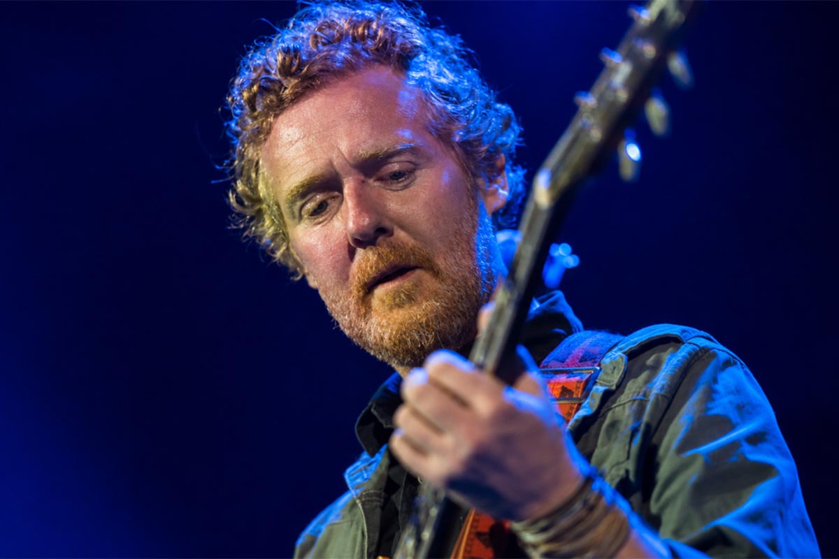 音乐家 Glen Hansard 在都柏林发生摩托车事故后去世