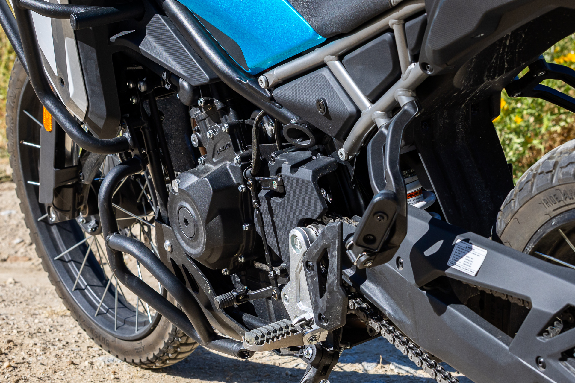 比较：Moto Morini Alltrhike 450 Vs CFMOTO 450MT