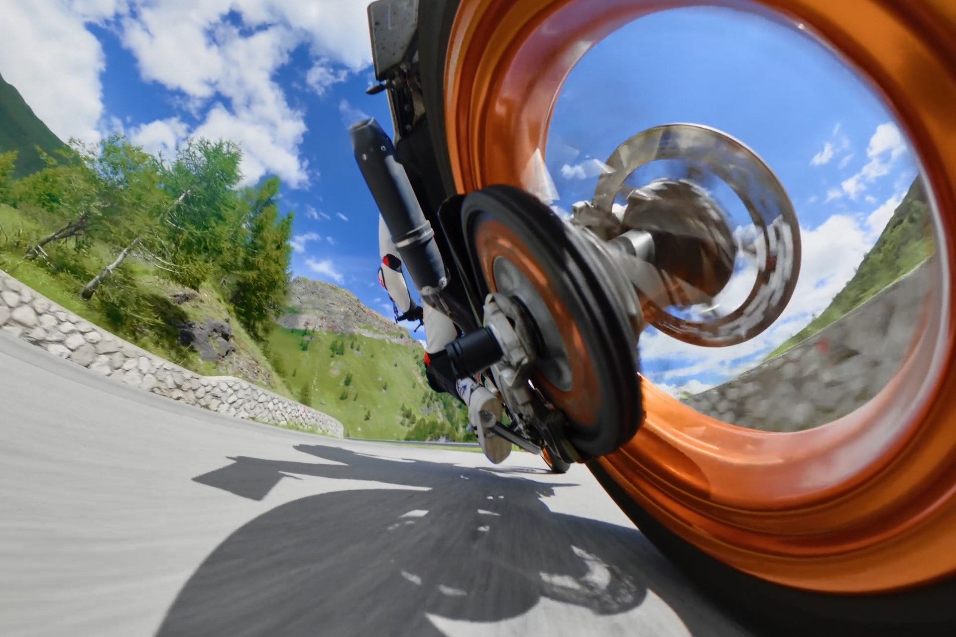 Insta360 X6、8K 和 360 度