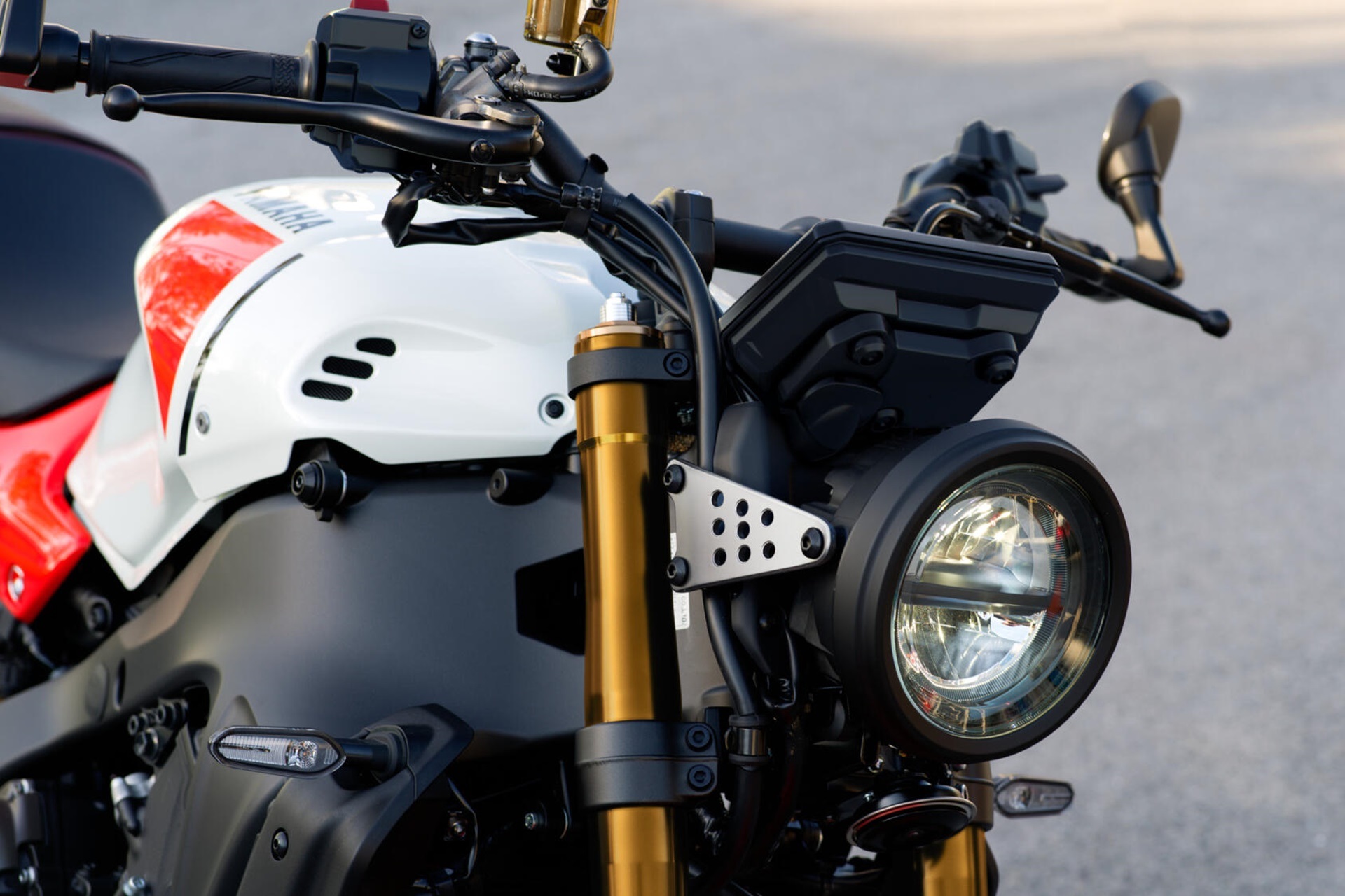 雅马哈为 2027 年准备了 XSR900 SP:119 马力的复古运动版本