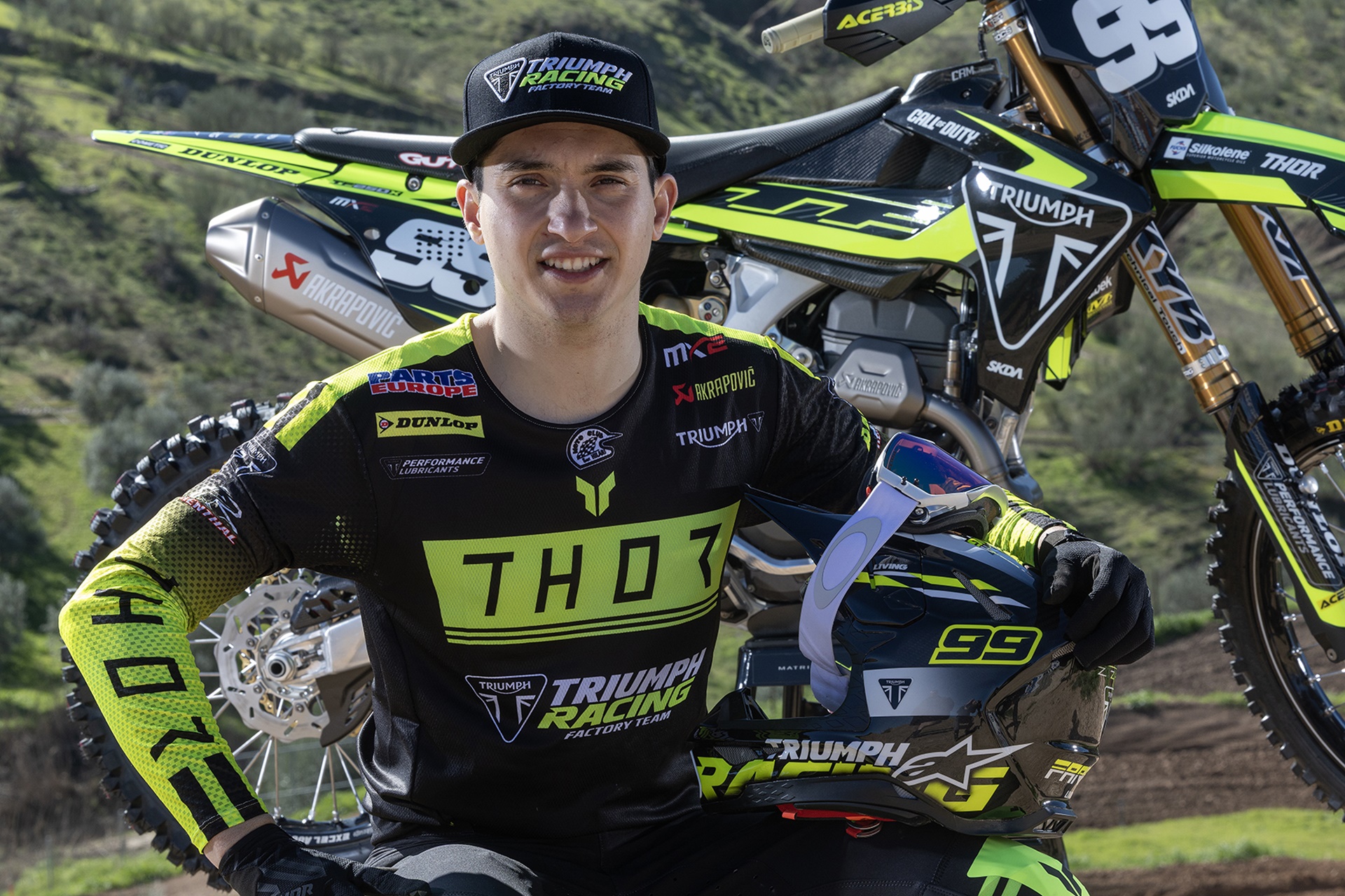 Guillem Farrés 和 Triumph Factory Racing 将于 2027 年共同进军 MXGP