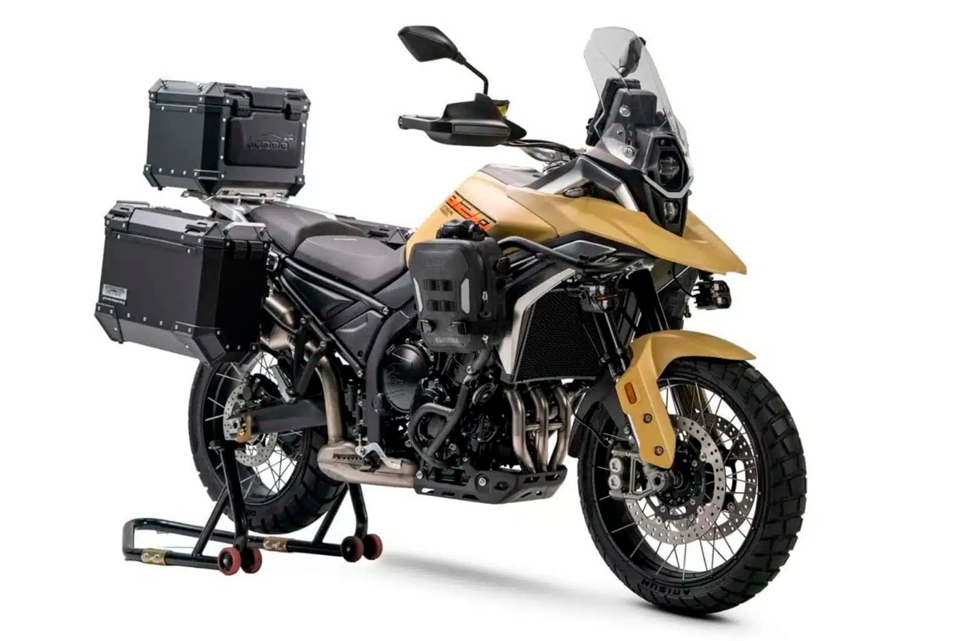ZXMoto发布新款820X，全面进军高性能ADV范畴