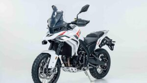 ZXMoto 携 820X 进军大型赛道：114 HP ADV 带手提箱，售价约 6,100 欧元