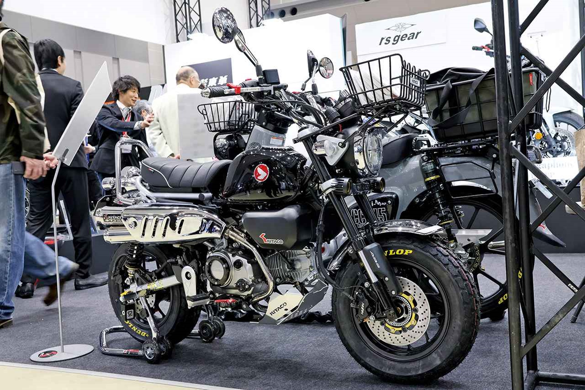 Kitaco 的 Monkey 125 Black 限量版