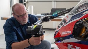 FIM 和 Hexagon 签署了 WorldSBK 摩托车设计验证协议