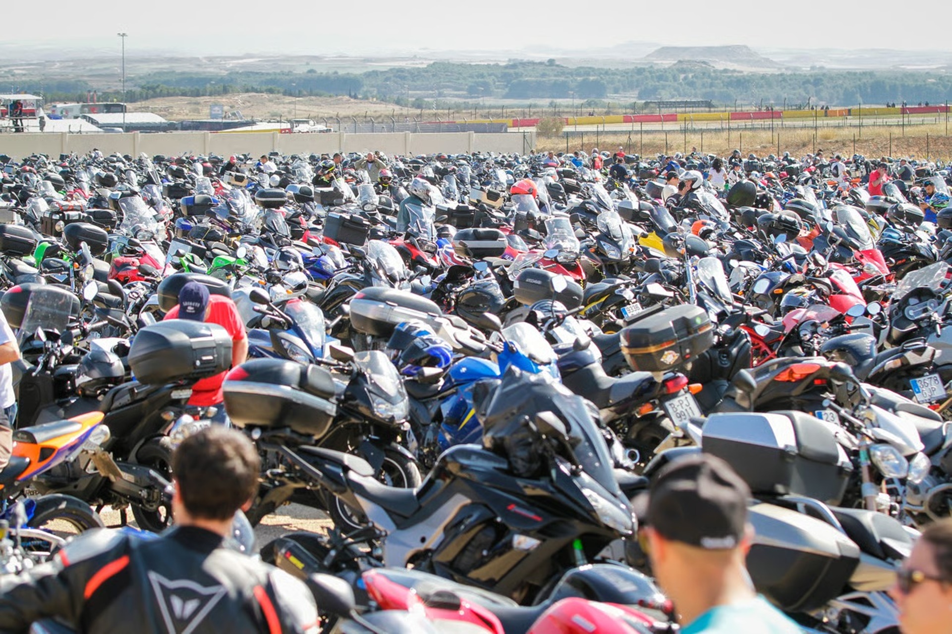 MotoGP“大篷车”开始在MotorLand推出