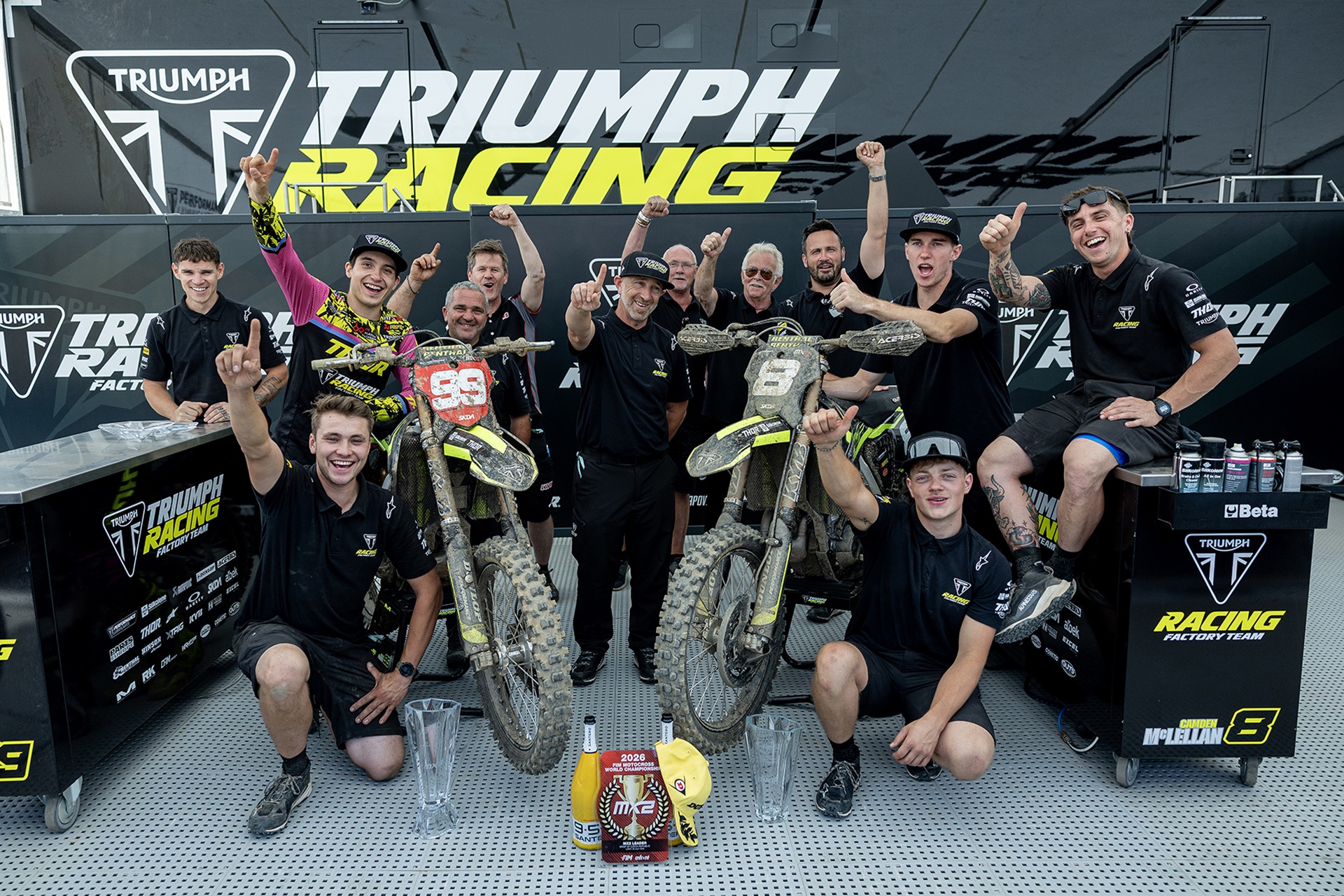 Guillem Farrés 和 Triumph Factory Racing 将于 2027 年共同进军 MXGP