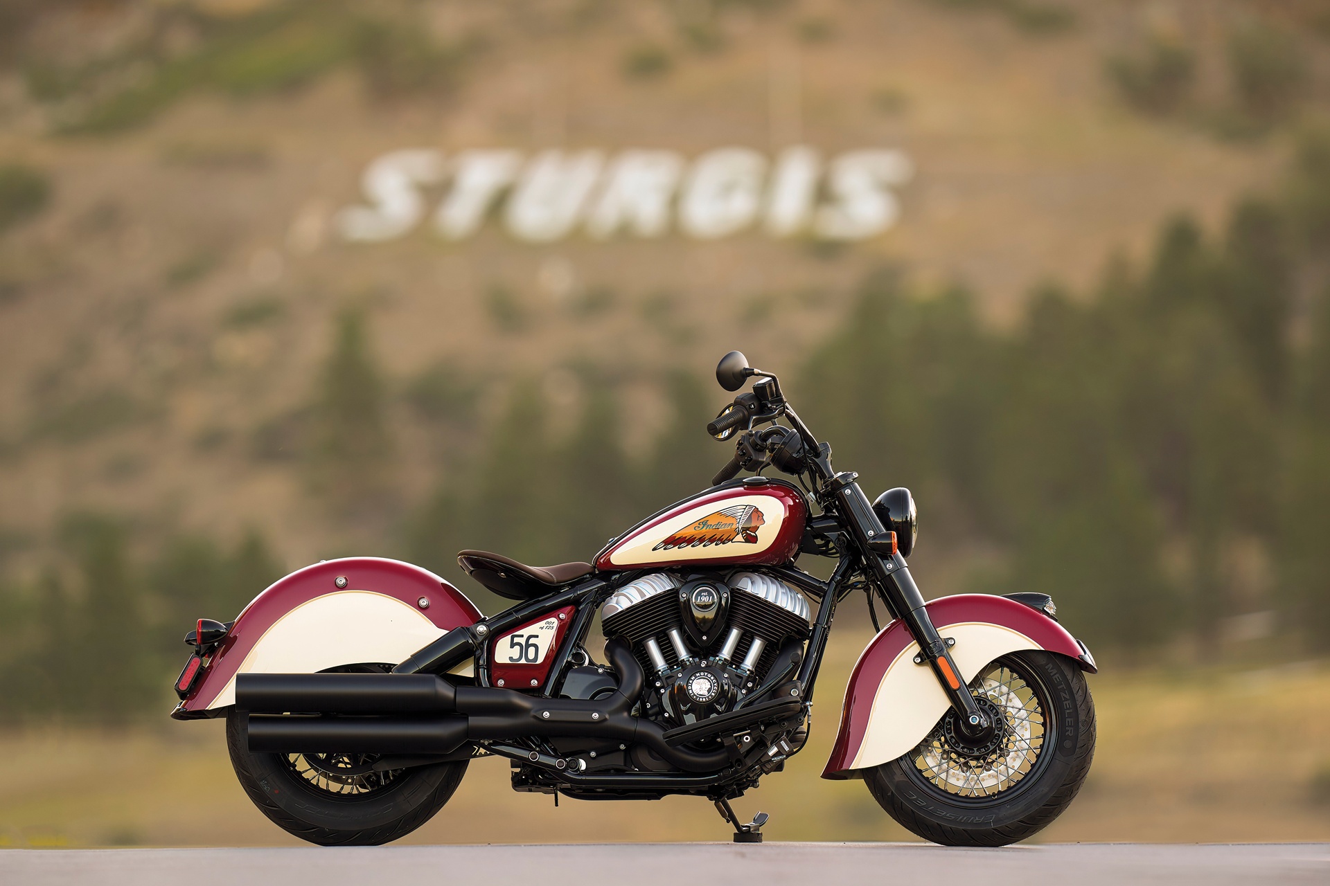 Indian Motorcycle 推出限量 125 辆的 Chief Vintage 向斯特吉斯拉力赛的起源致敬