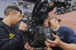 如果您正在考虑将 Grom 的力量加倍，Steady Garage 教育系列可能会成为您的权威指南